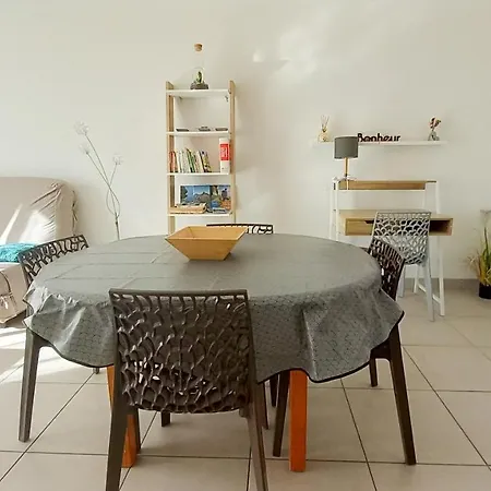 Marine Les Pins Апартаменты *